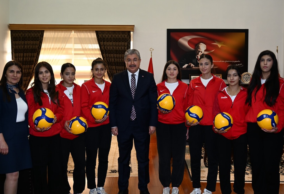 Düziçi Gençlik’ten Vali Yılmaz’a Ziyaret