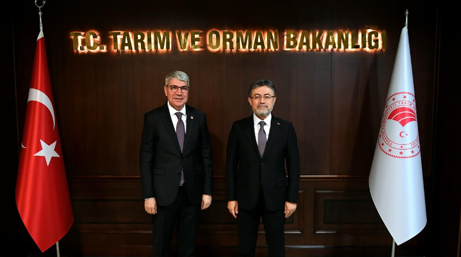 Gülsoy, Bakan Yumaklı ile Osmaniye Projelerini Ele Aldı