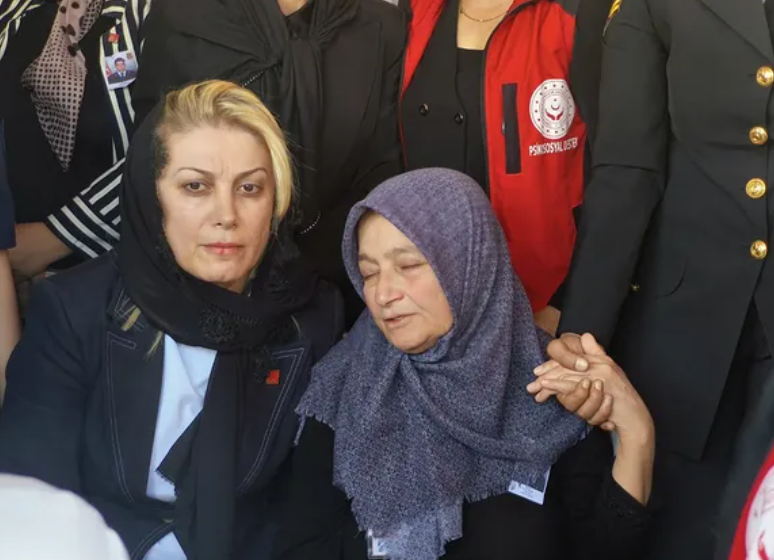 Milletvekili Asu Kaya'dan, Şehit Annesine Destek