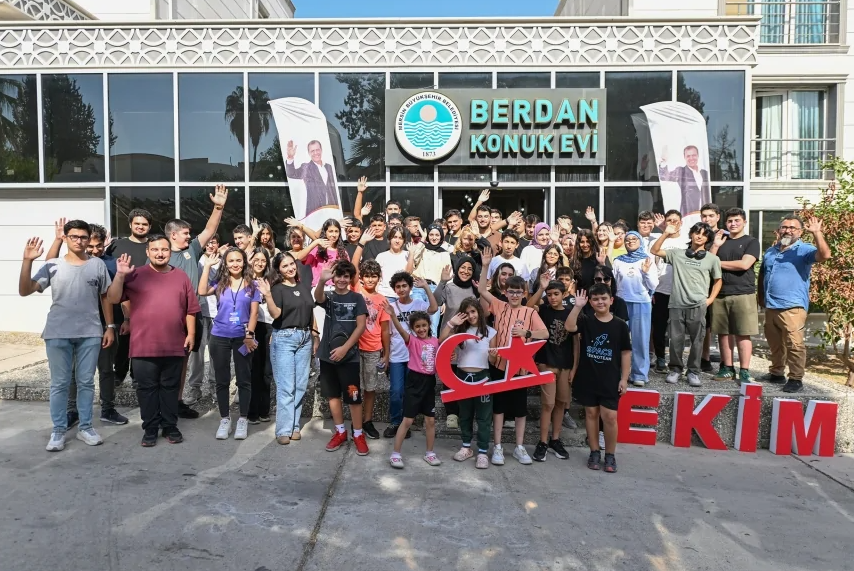 Mersin'de NASA Rüzgarı: Space Apps Challenge Gençleri Bir Araya Getirdi
