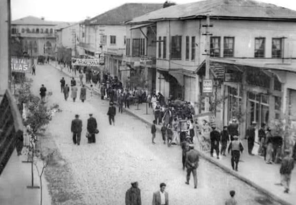 Eski Osmaniye'den Bir Kare