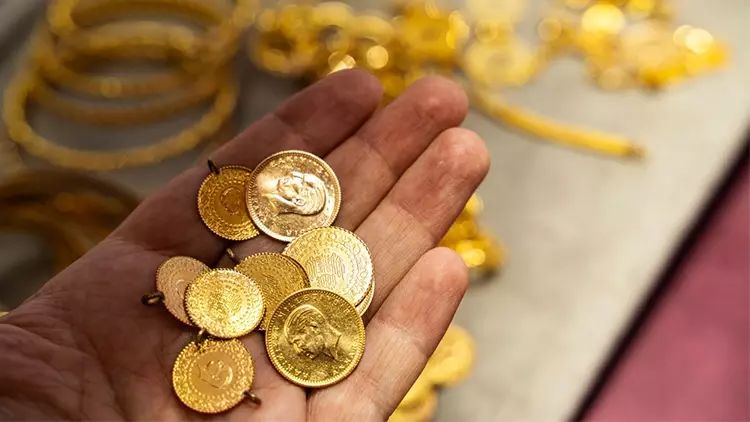 Gram Altın Rekor Kırdı: Fiyatlar 5.000 TL Sınırını Aştı
