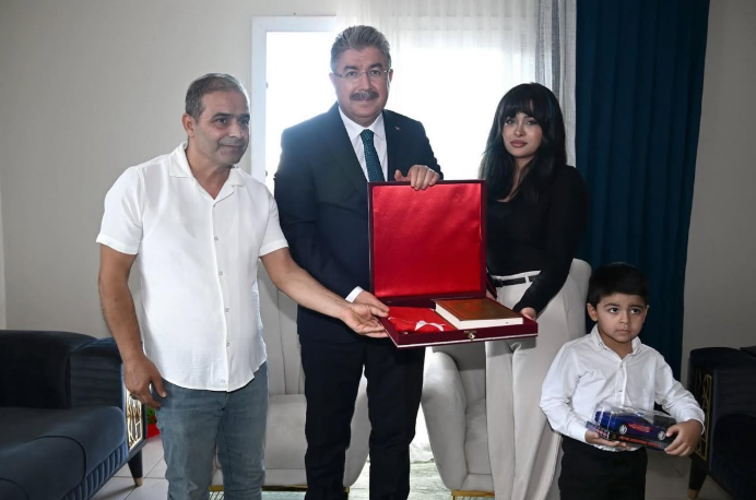 Vali Yılmaz’dan Şehit Ailesine Ziyaret